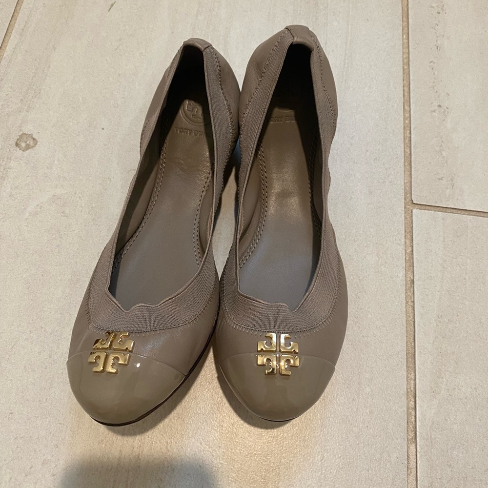 Tory Burch Jolie elastic band flats